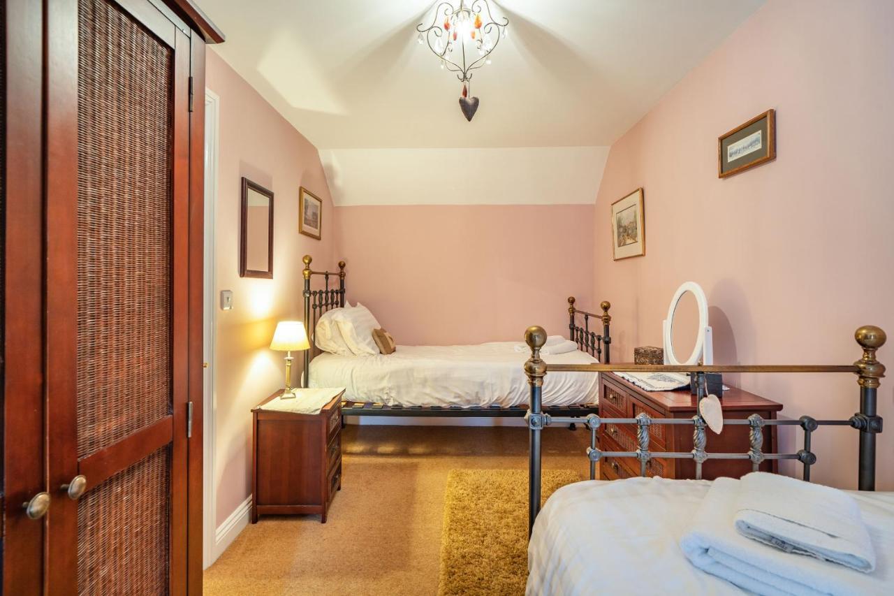 Amber Cottage Holker Bagian luar foto